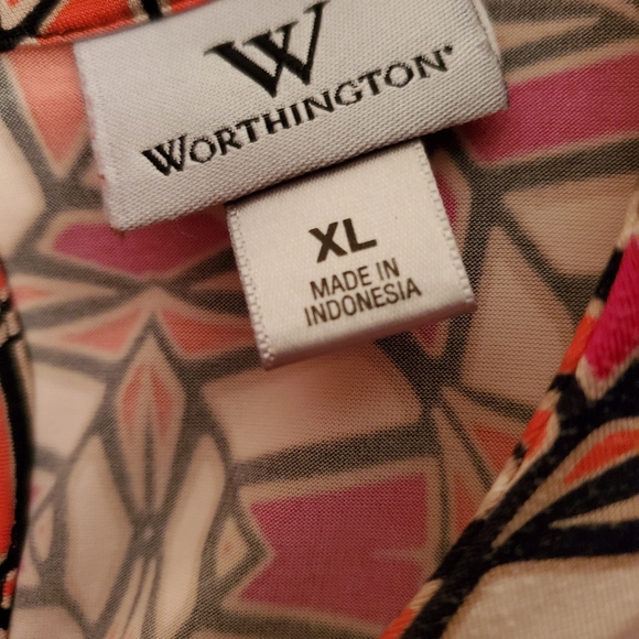 Pullover Top - Picture 2 of 7